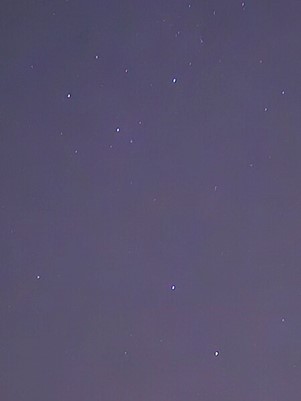 Picture of the stars in the Southern Cross taken by a Samsung Galaxy S23 Smartphone